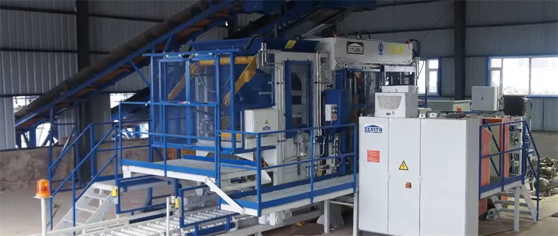 Un projet de production de briques autobloquantes en béton multicouche entièrement automatisé a été lancé en Afrique.