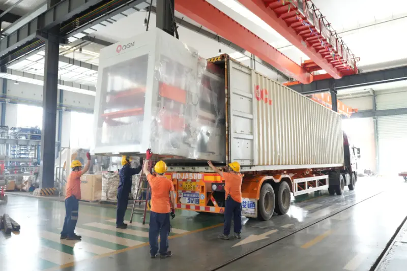 Quangong Machinery expédie des lignes de production de briques intelligentes vers les marchés étrangers