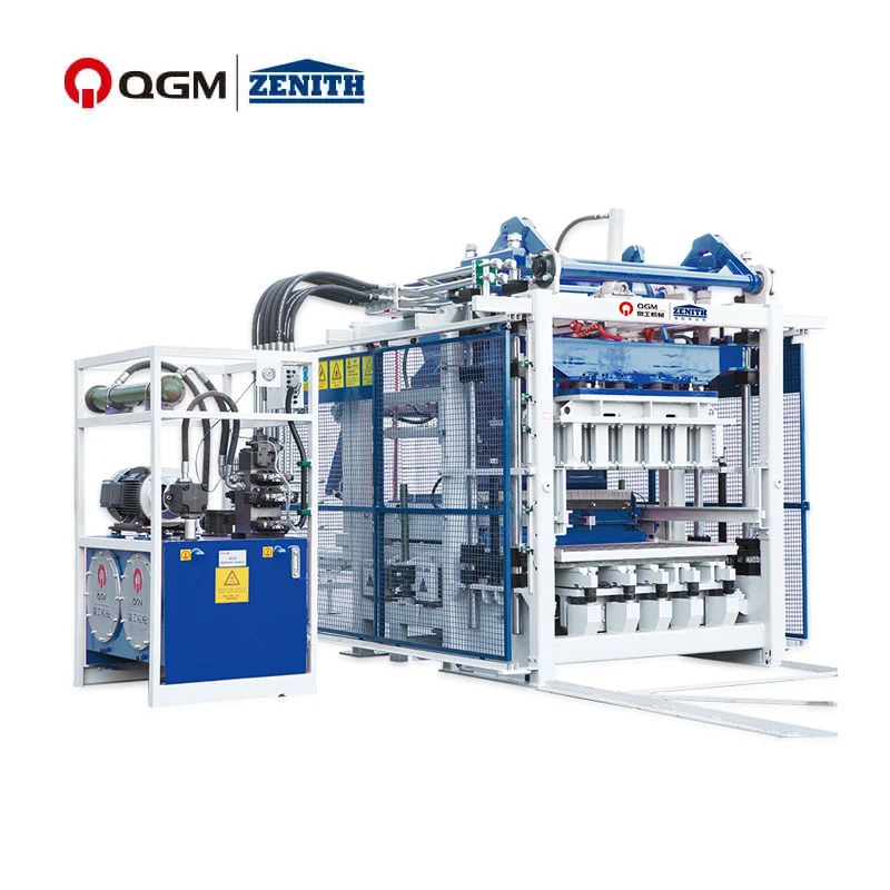 Machine à briques pour produits en béton